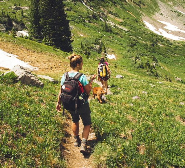 Randonner entre femmes : marcher sans se faire marcher dessus  - Féminisme Femmes Loisirs Pyrénées Randonnées