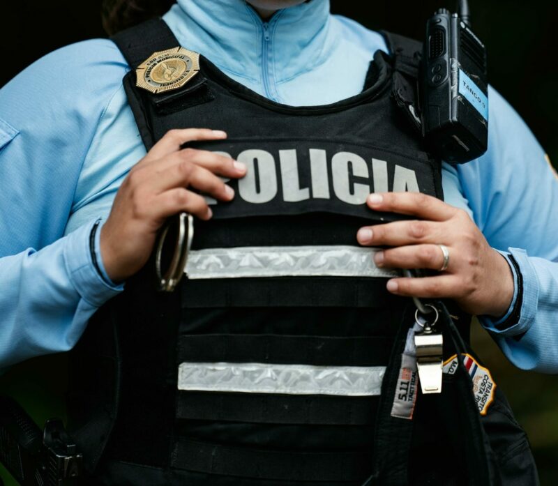 Espagne : « il ne respirait plus », un DJ de 47 ans meurt après une intervention policière critiquée  - Alicante Bavures policières Espagne Police Sergio Penalva