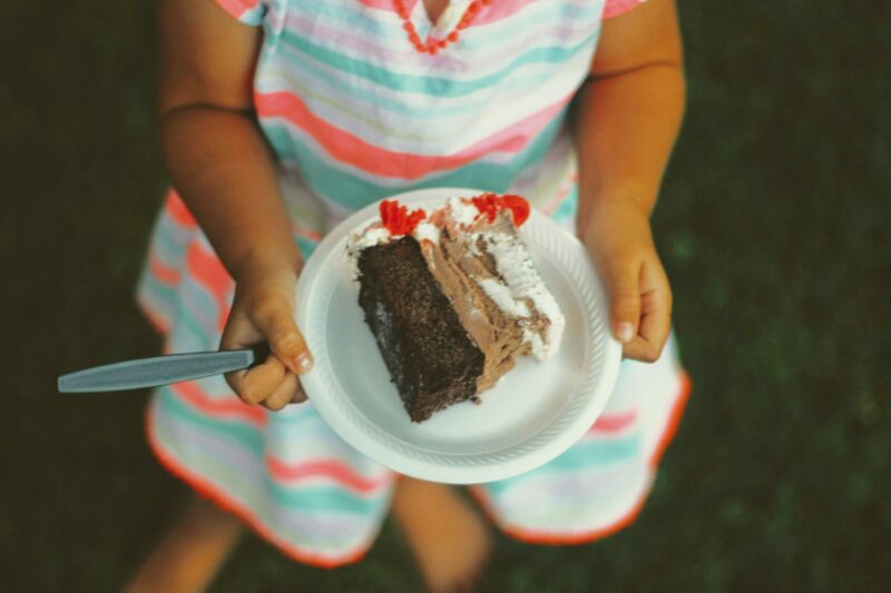 Pour la première fois, le nombre d'enfants obèses dépasse celui des enfants en sous-poids dans le monde  - Alimentation Enfance Malnutrition Obésité Santé Unicef